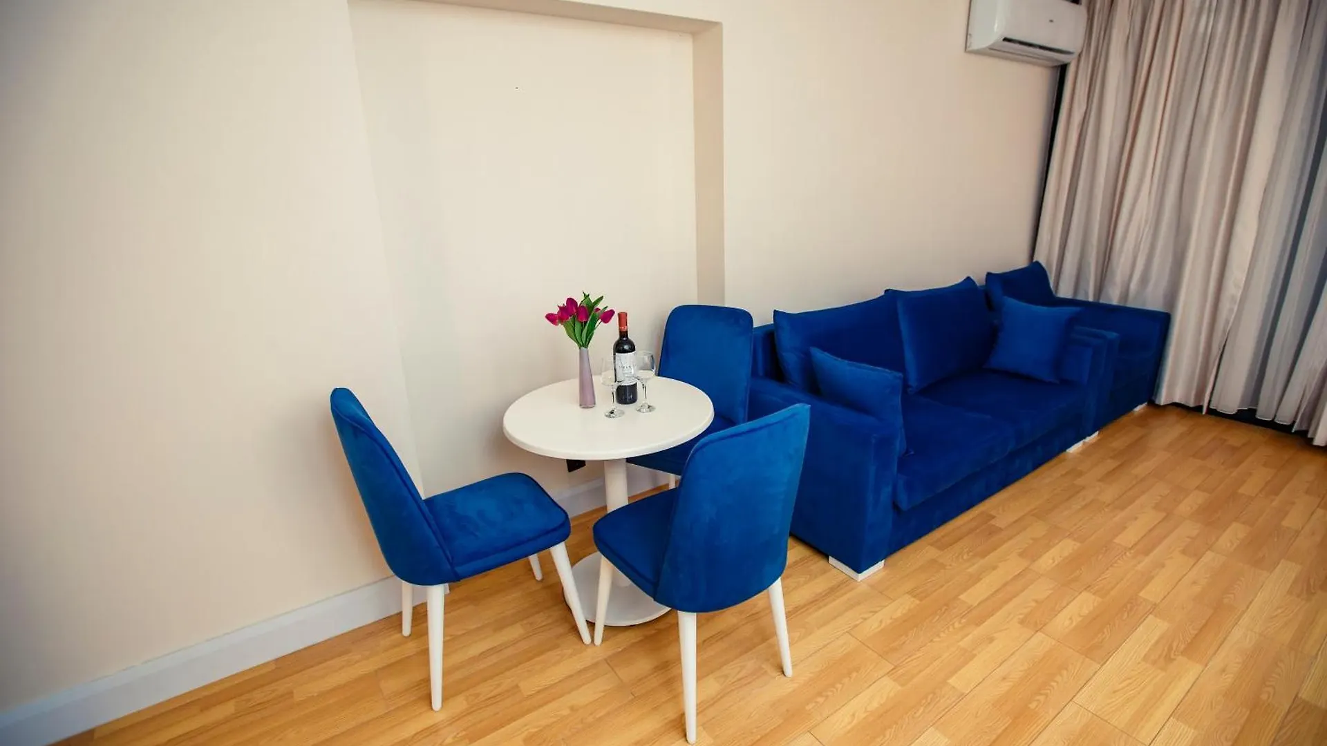 Superior Aparthotel Orbi City Batumi Apartment
