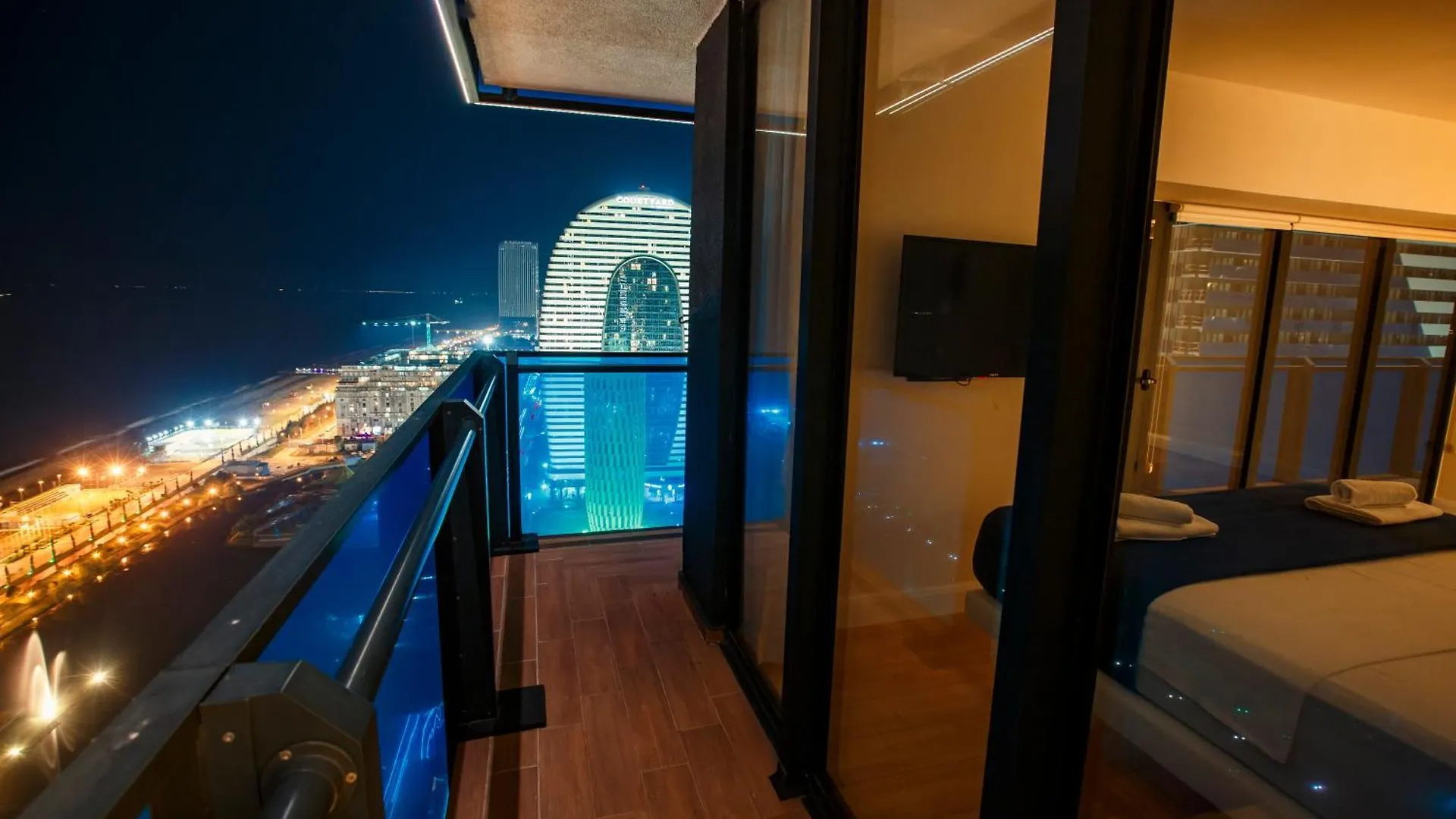 Superior Aparthotel Orbi City Batumi Apartment