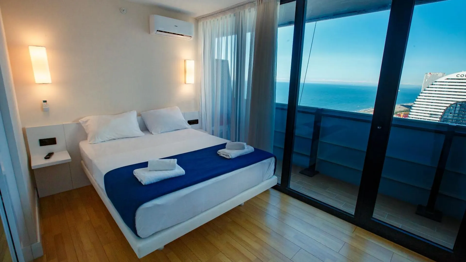 Superior Aparthotel Orbi City Batumi Apartment